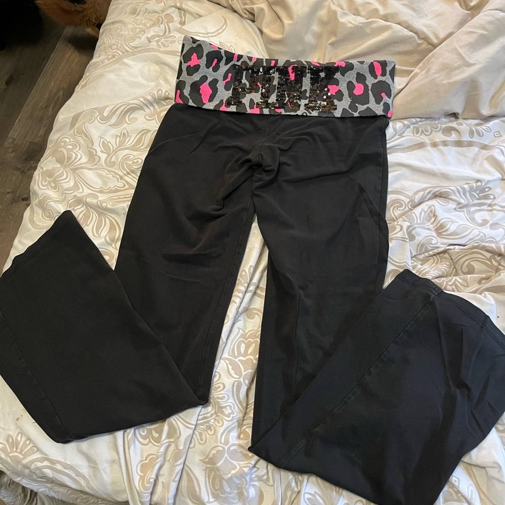 Pink vs vintage bling great condition